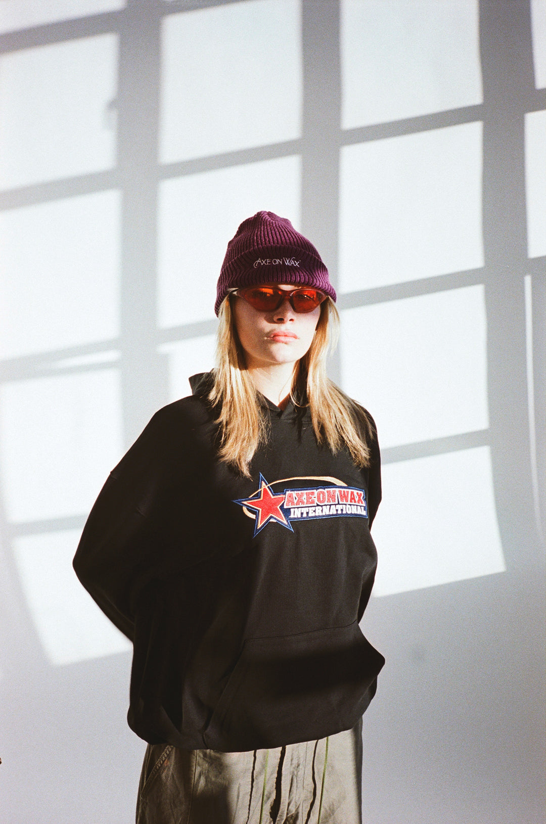 Star Embroidered Pullover Hoody - Black